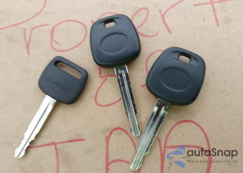 2005 Toyota Corolla Ce из США, поврежденный, VIN JTDBR32E852067667